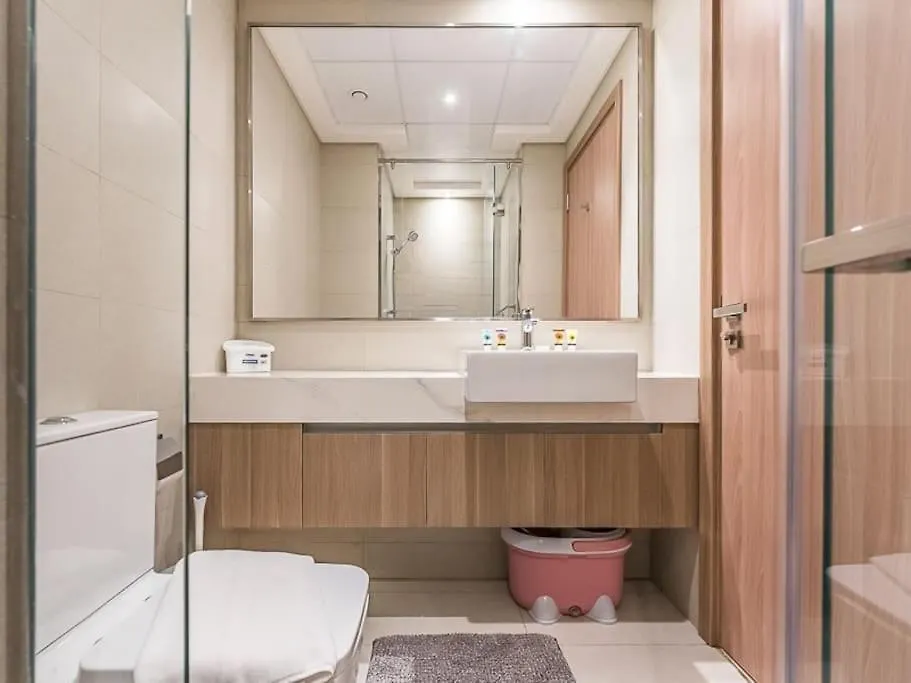 Relaxing Studio Retreat In Vibrant Meydan City Dubai Emirati Arabi Uniti