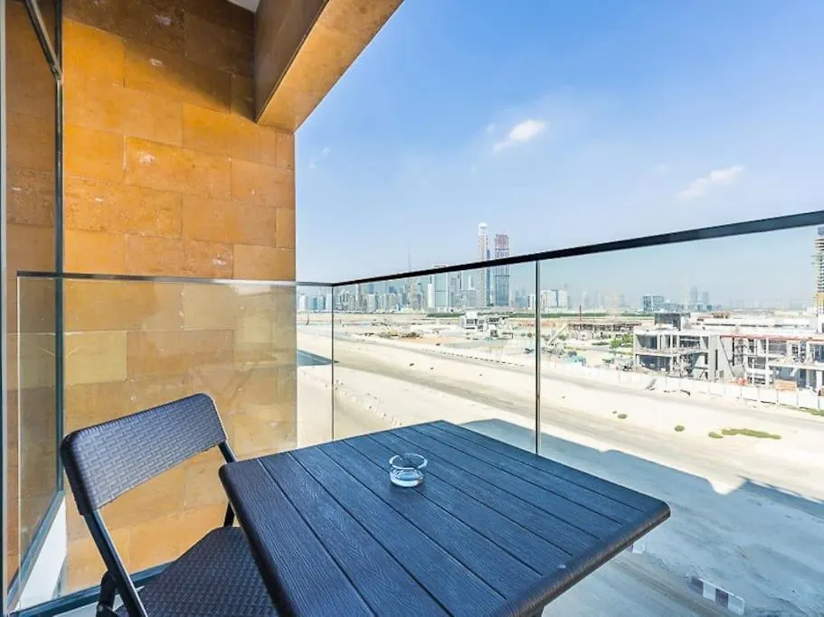 Relaxing Studio Retreat In Vibrant Meydan City Dubai Appartamento