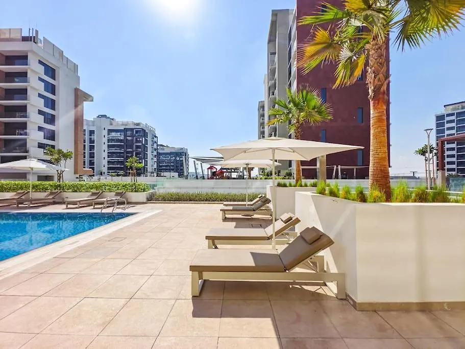 Relaxing Studio Retreat In Vibrant Meydan City Dubai Emirati Arabi Uniti