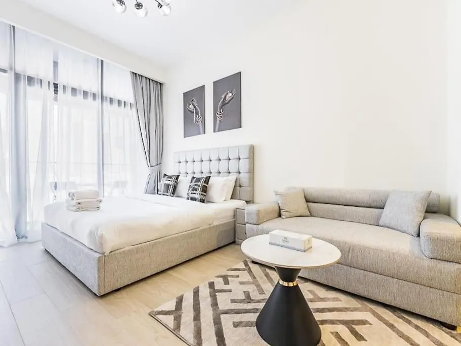 Relaxing Studio Retreat In Vibrant Meydan City Dubai 0*,  Emirati Arabi Uniti